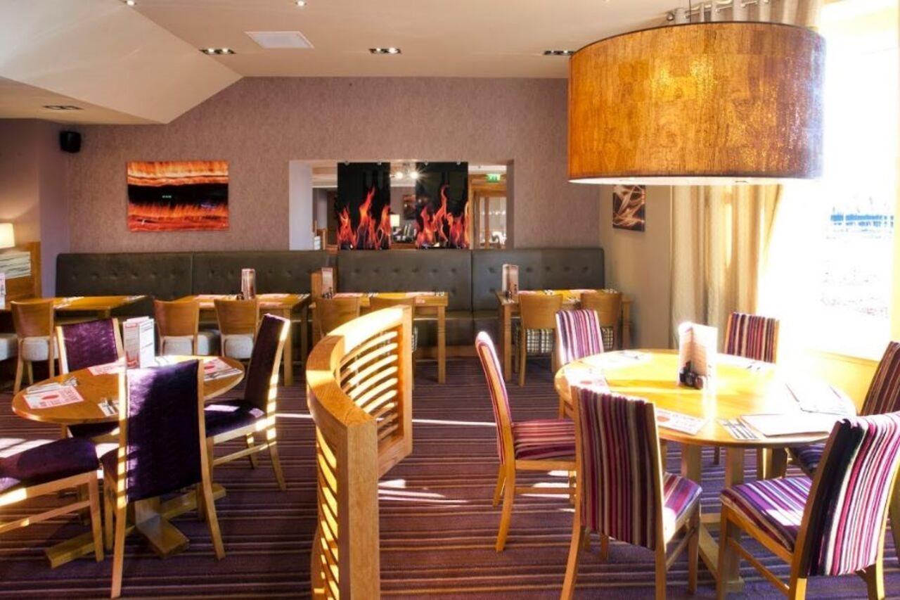 Premier Inn Inverness West Eksteriør bilde
