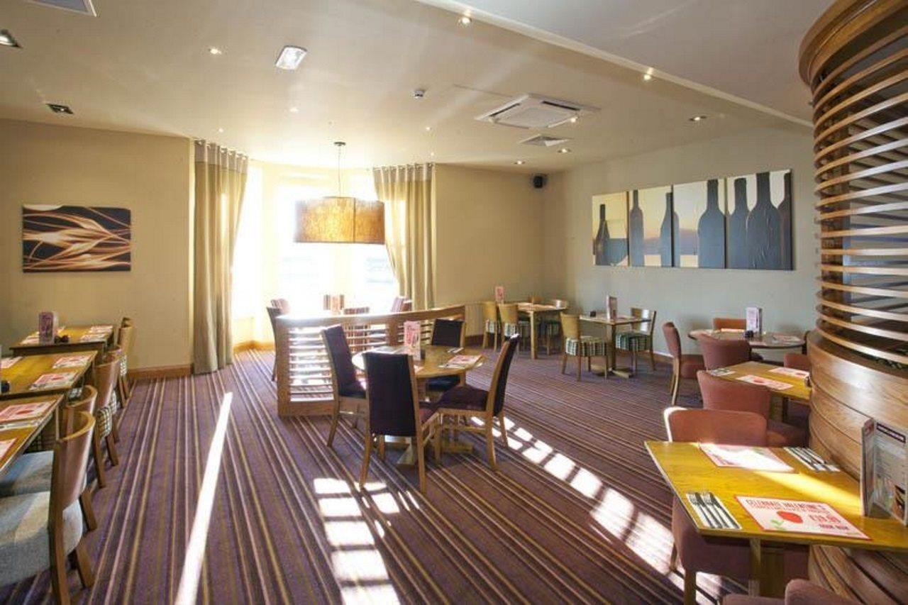 Premier Inn Inverness West Eksteriør bilde