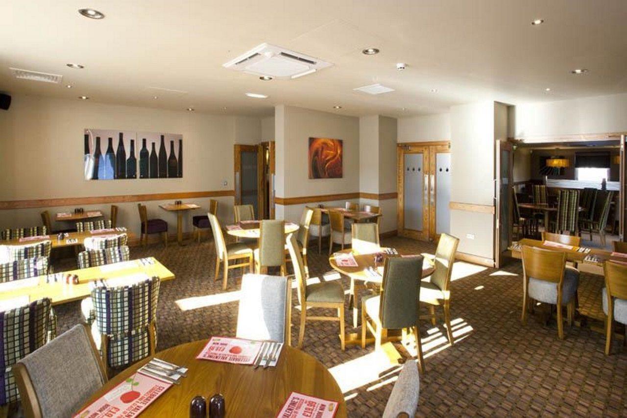 Premier Inn Inverness West Eksteriør bilde