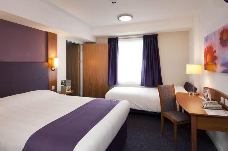 Premier Inn Inverness West Eksteriør bilde